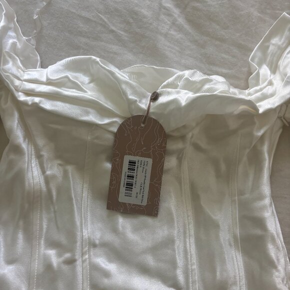 Meshki Giselle Off Shoulder Cowl Neck Maxi Dress - White - Picture 4 of 5